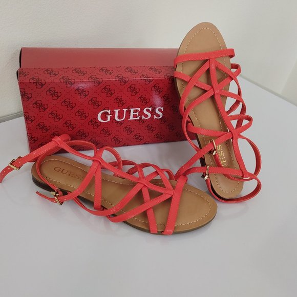 New GUESS Factory Mannie Gladiator Flat Sandals - Picture 2 of 11